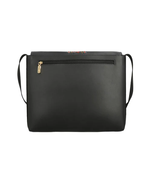 Leather satchel bag with quilted laptop compartment and magnetic flap – suitable for students and office use